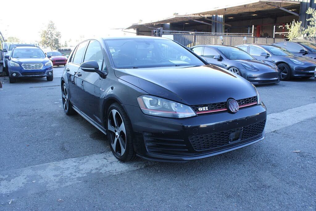 2015 VOLKSWAGEN GTI