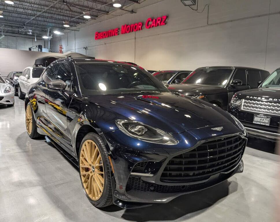 2023 ASTON MARTIN DBX