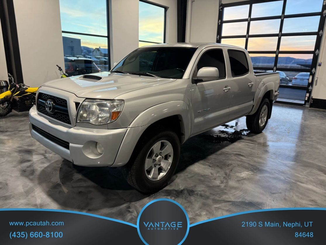 2011 TOYOTA Tacoma