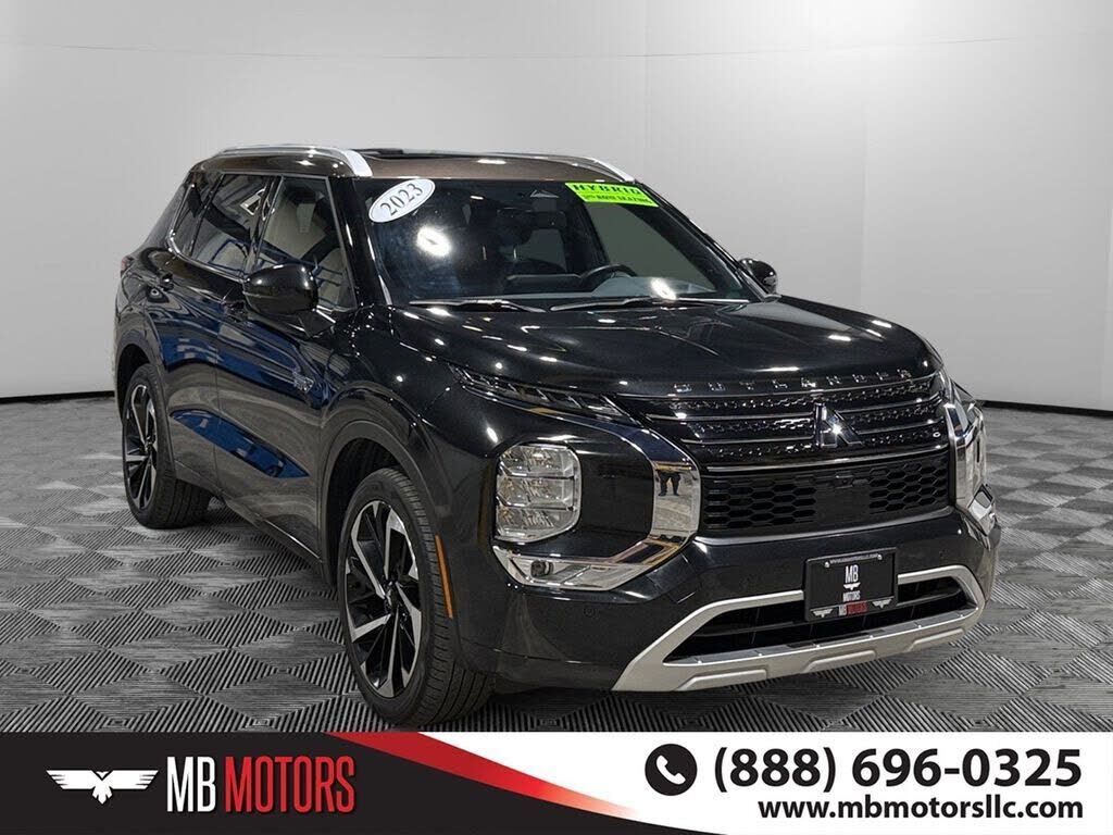 2023 MITSUBISHI Outlander