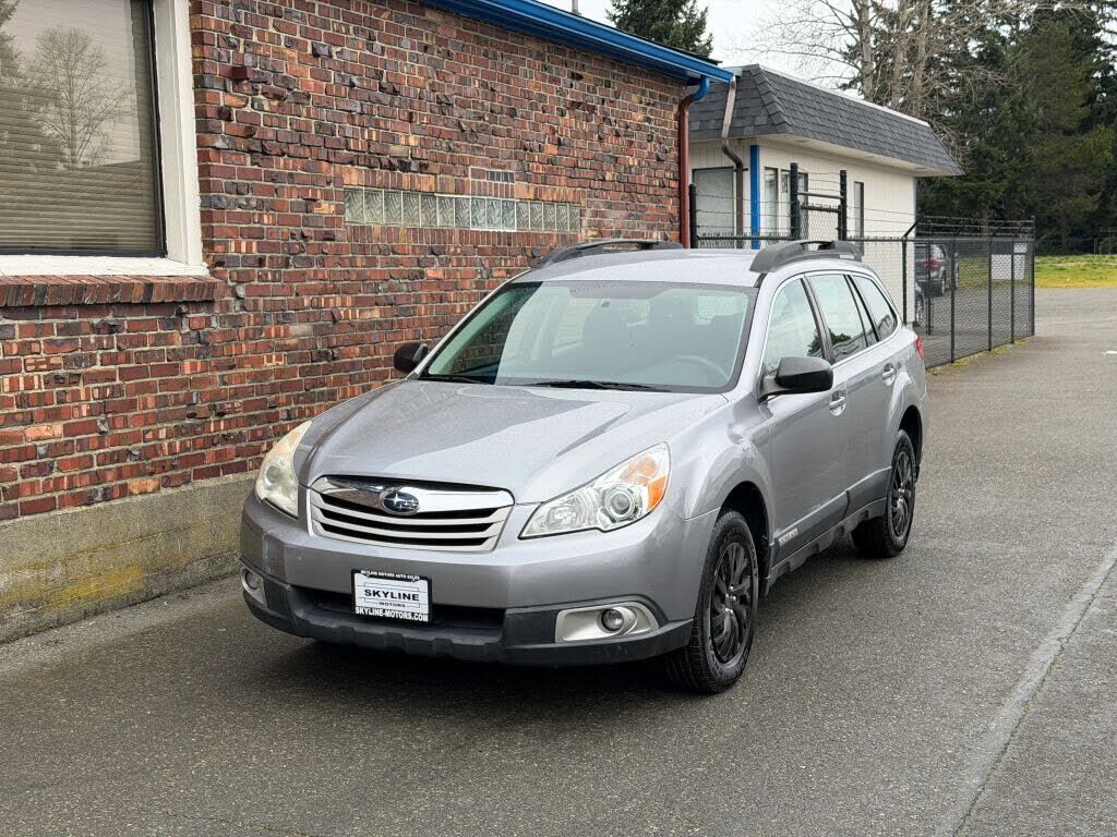 2010 SUBARU Outback