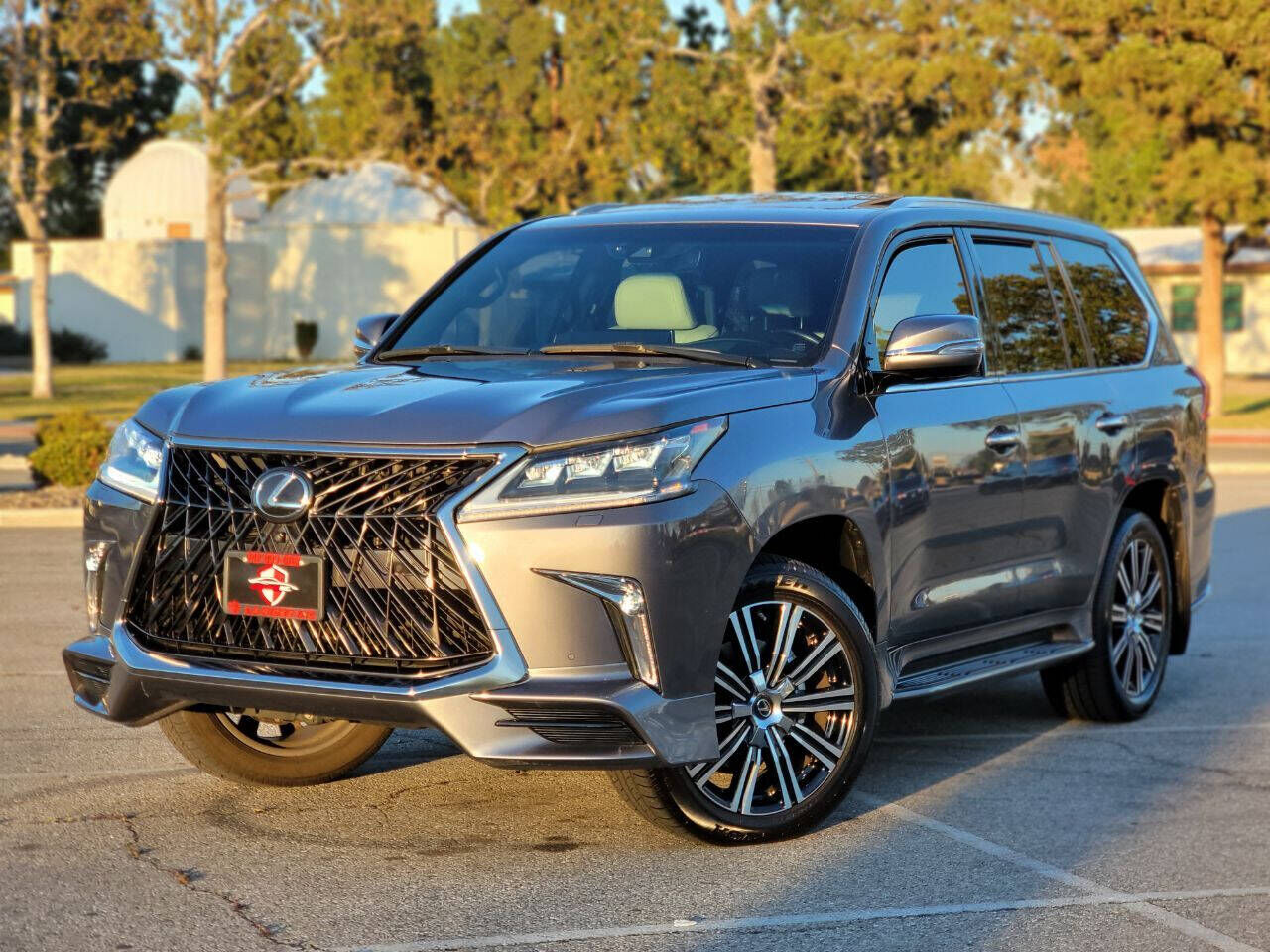 2020 LEXUS LX