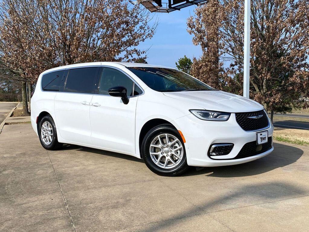 2025 CHRYSLER Pacifica