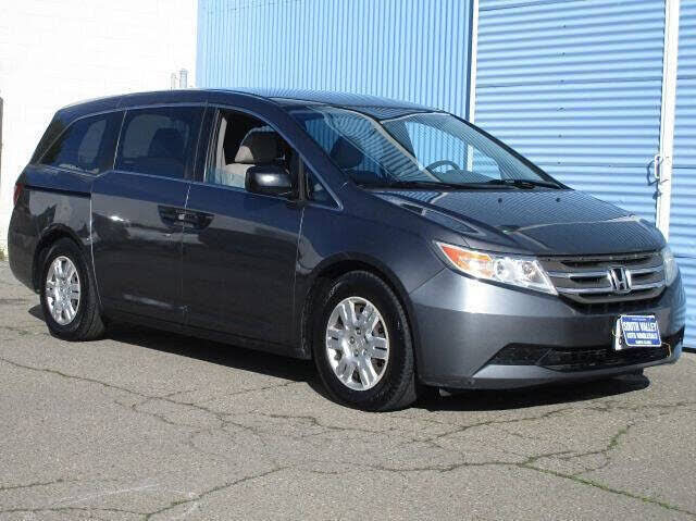 2012 HONDA Odyssey