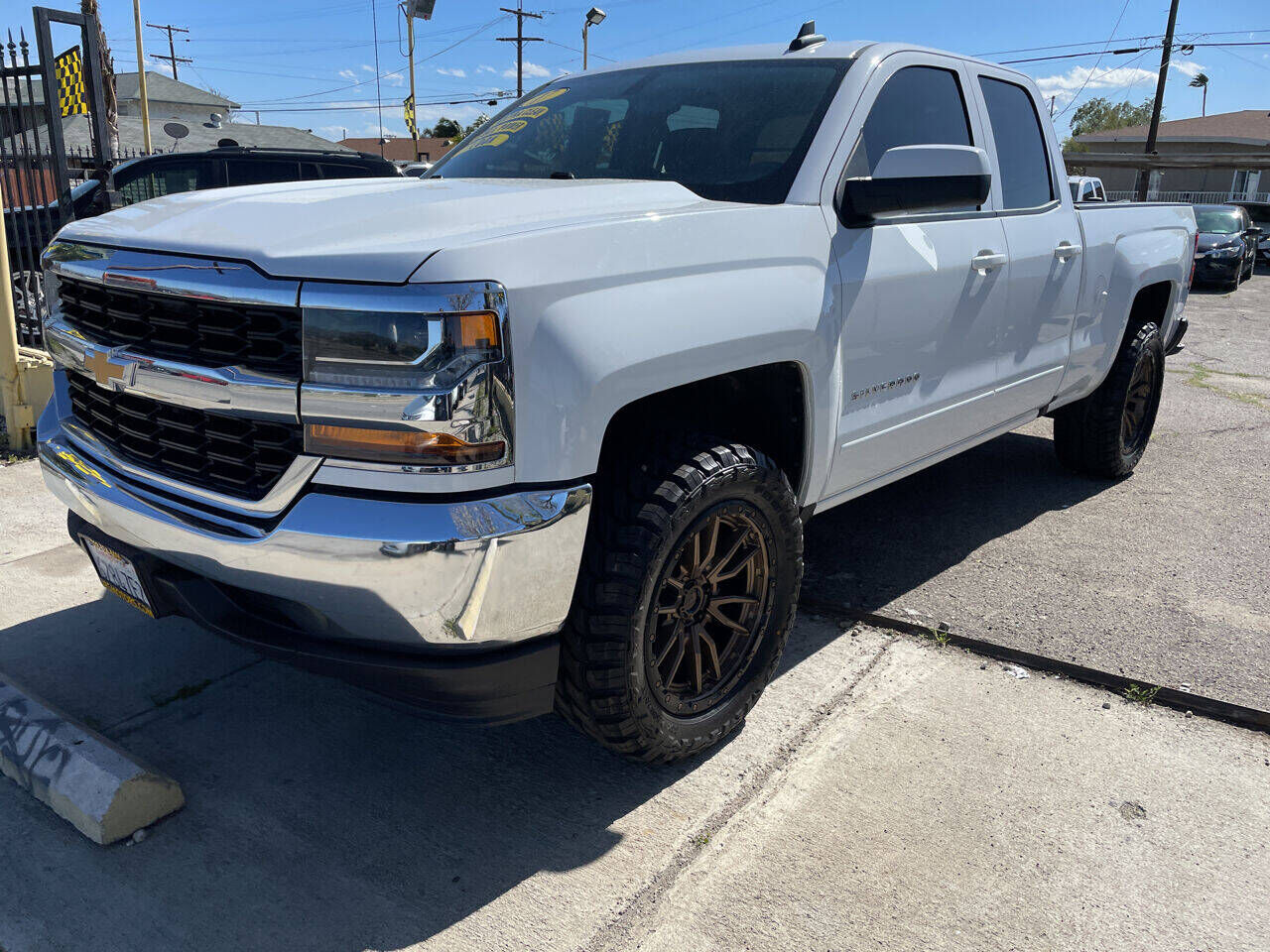 2017 CHEVROLET Silverado