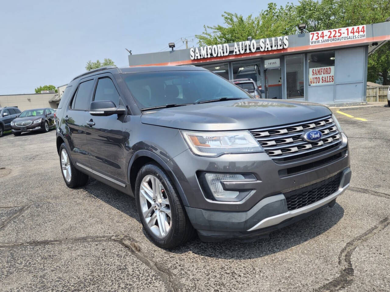 2016 FORD Explorer