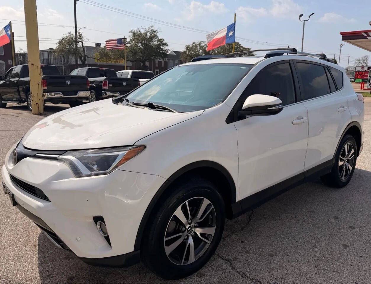 2017 TOYOTA RAV4