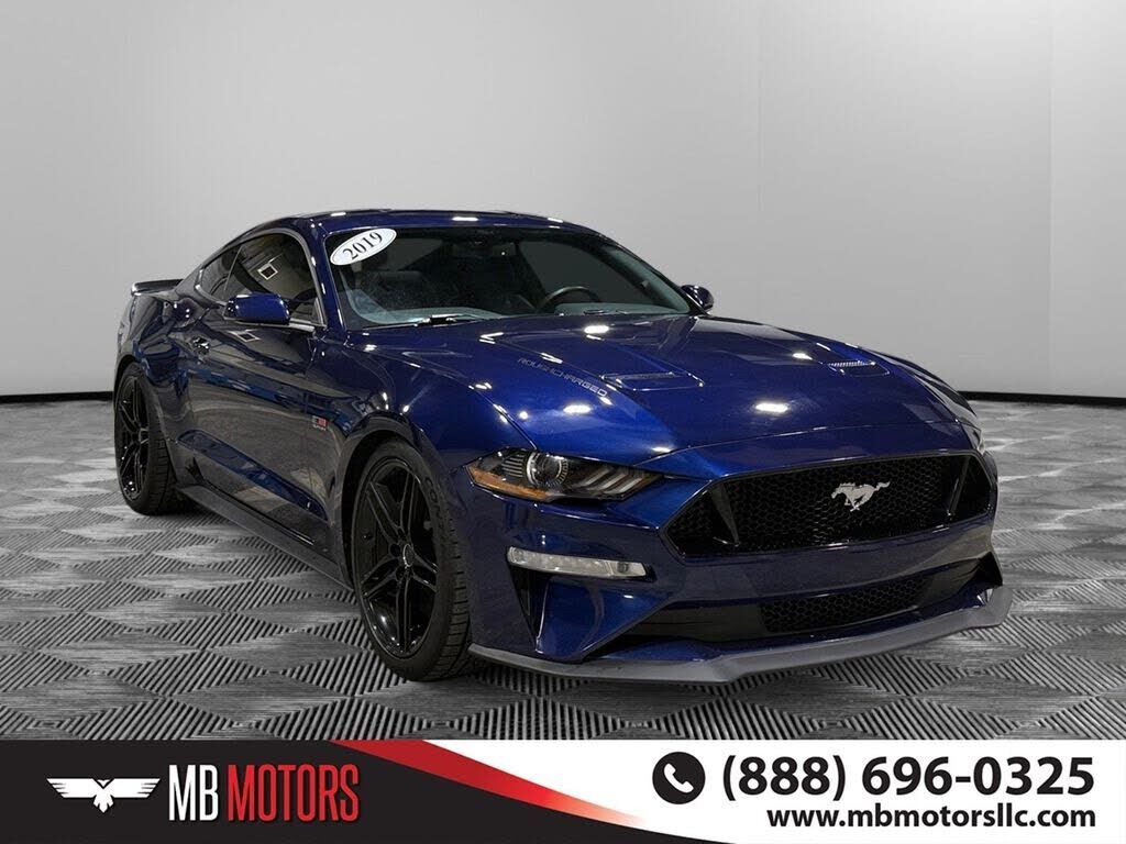 2019 FORD Mustang