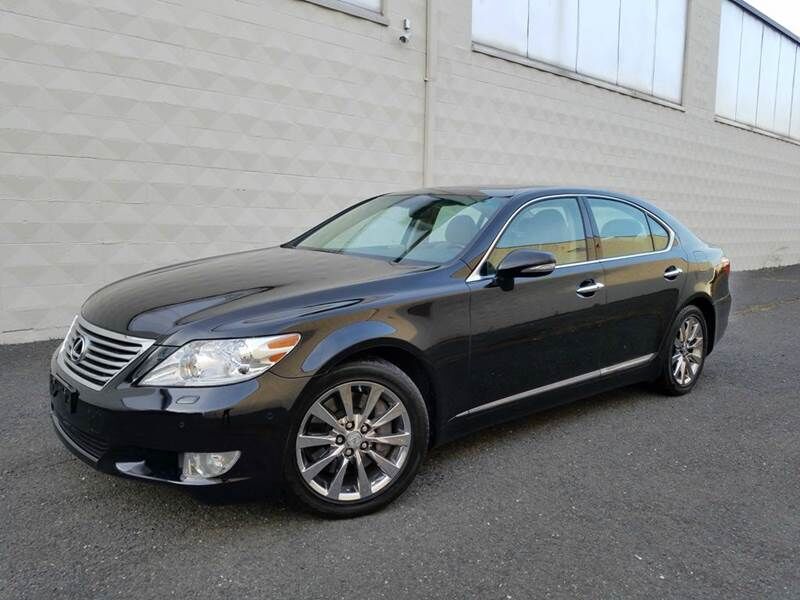 2011 LEXUS LS