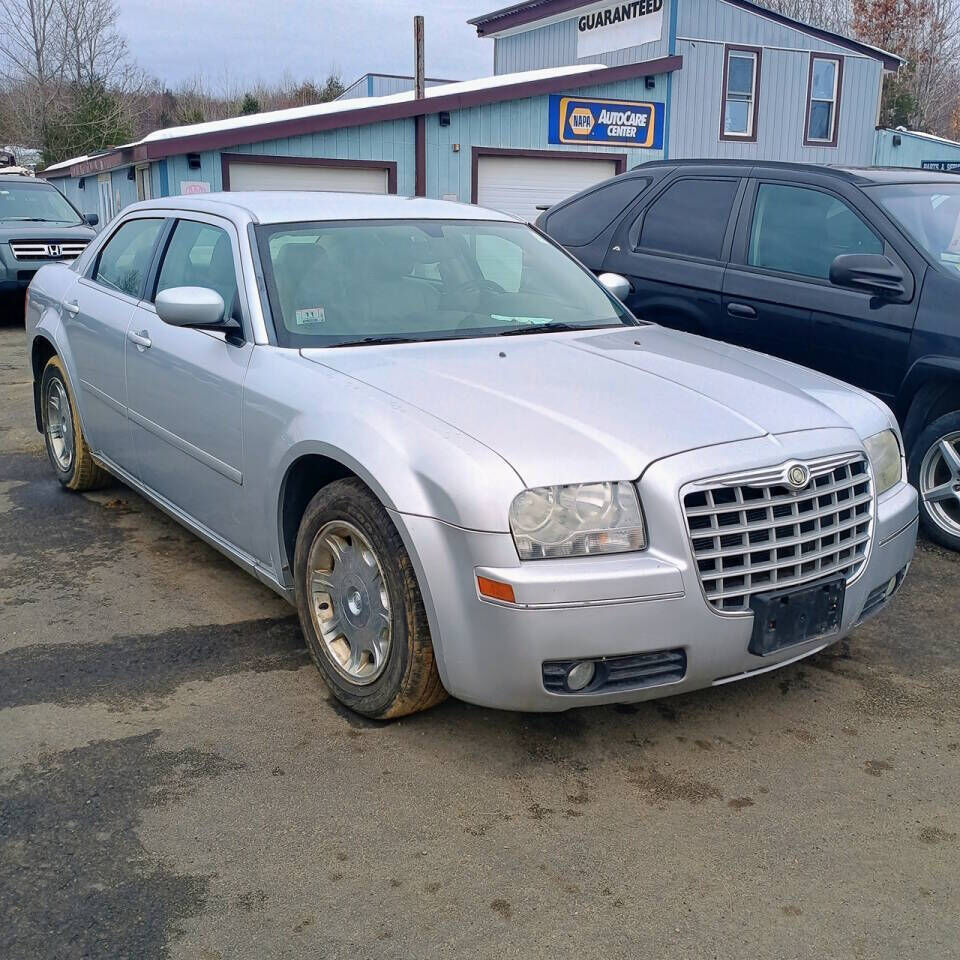2005 CHRYSLER 300