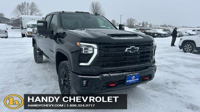 2026 CHEVROLET Silverado HD