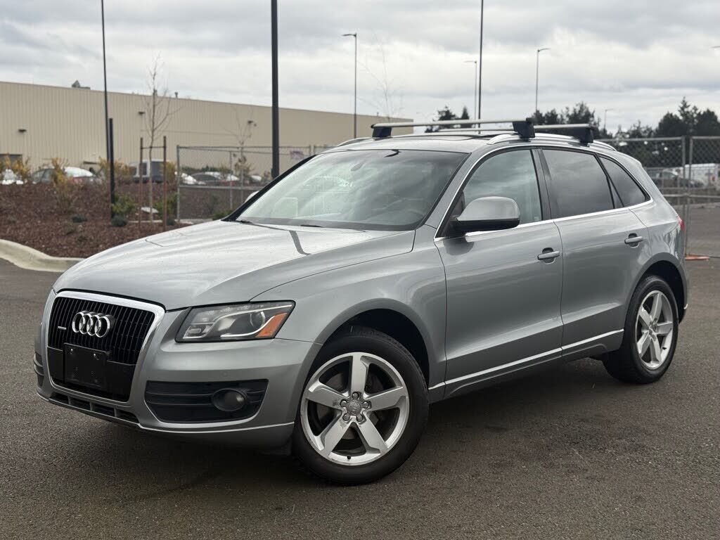 2010 AUDI Q5