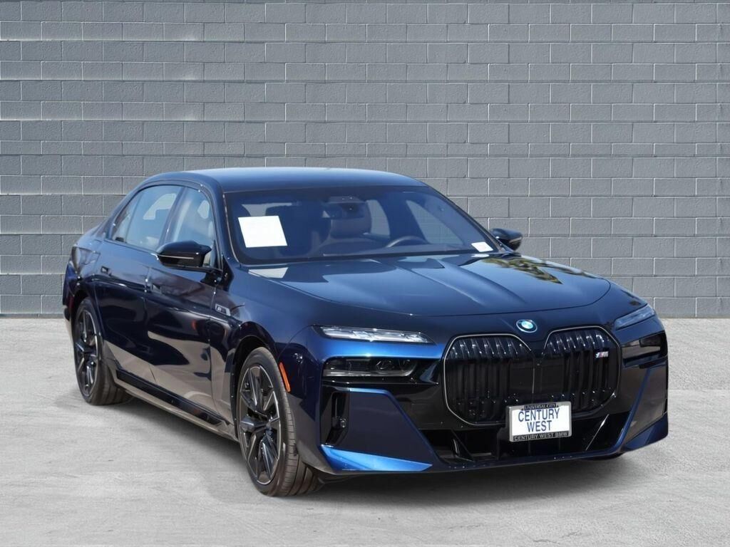 2025 BMW i7