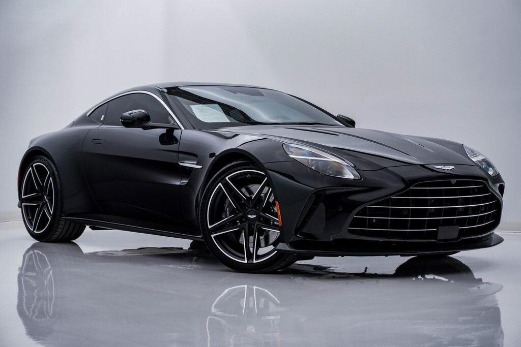 2026 ASTON MARTIN Vantage
