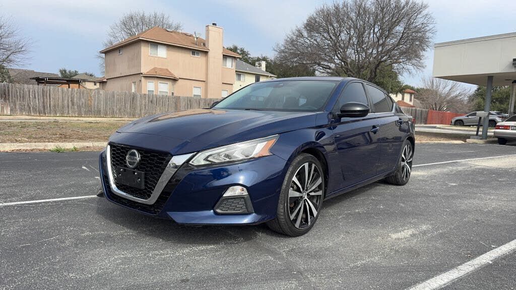 2021 NISSAN Altima