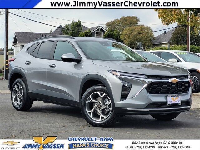 2026 CHEVROLET Trax