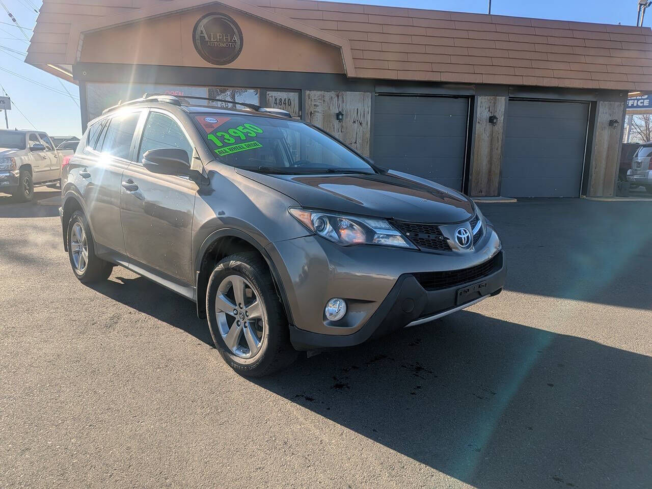 2015 TOYOTA RAV4