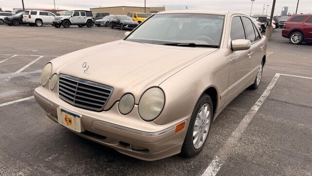 2000 MERCEDES-BENZ E-Class
