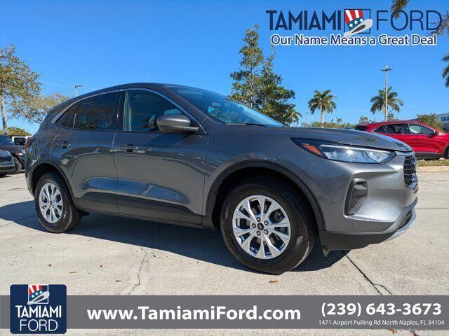 2023 FORD Escape
