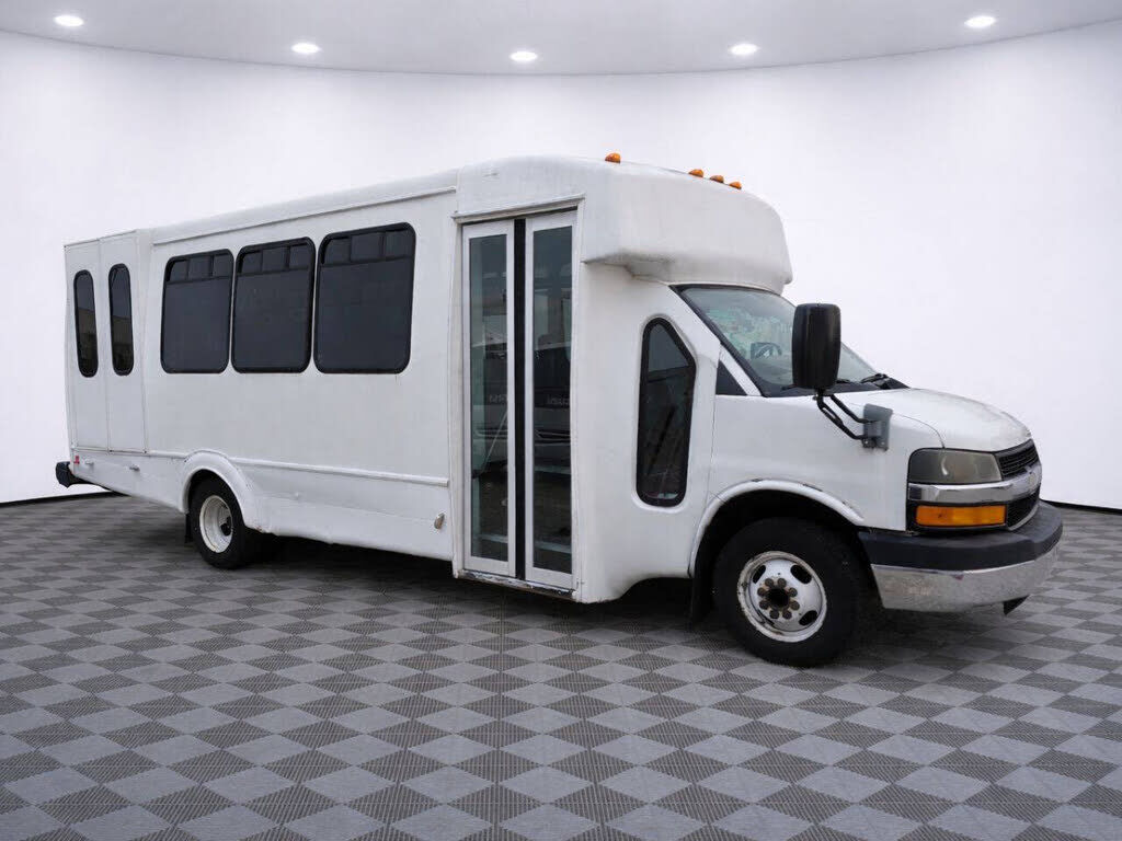 2013 CHEVROLET Express