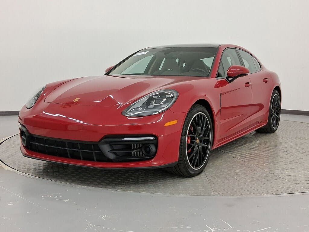 2023 PORSCHE Panamera
