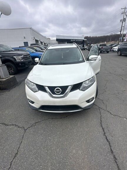 2016 NISSAN Rogue