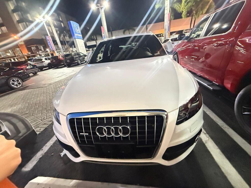 2012 AUDI Q5