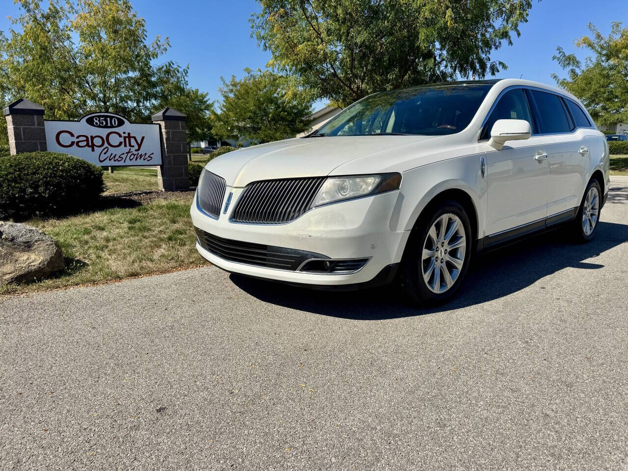 2013 LINCOLN MKT