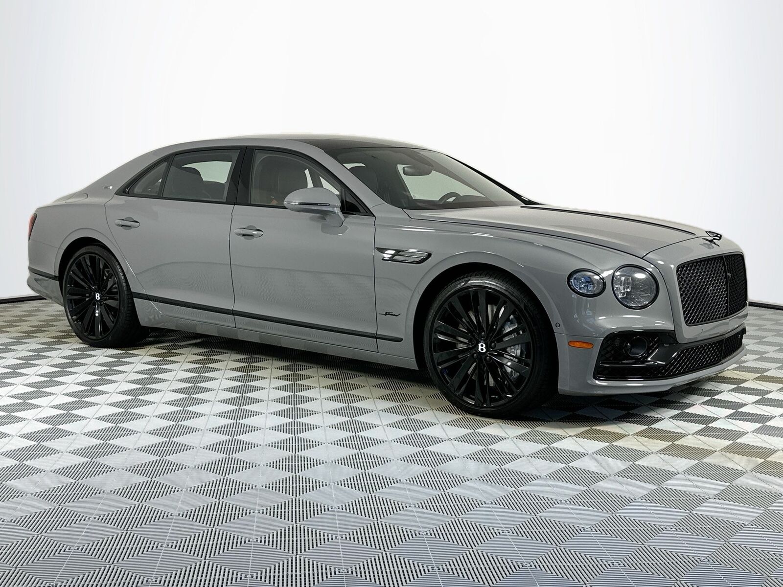 2024 BENTLEY Flying Spur