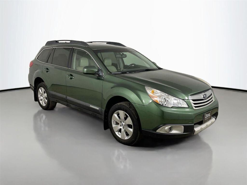 2012 SUBARU Outback