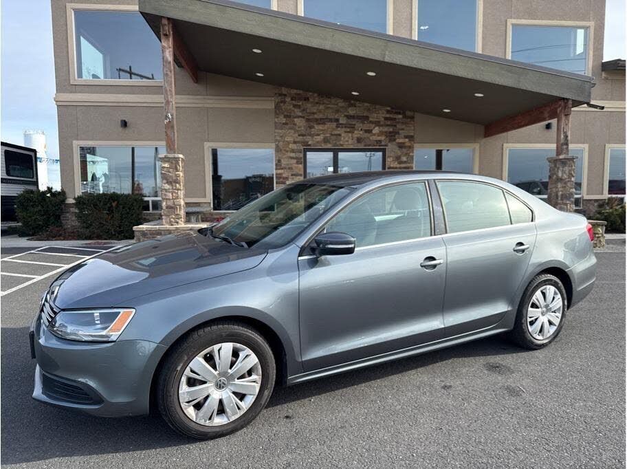 2013 VOLKSWAGEN Jetta