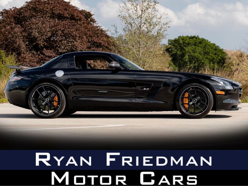 2015 MERCEDES-BENZ SLS-Class