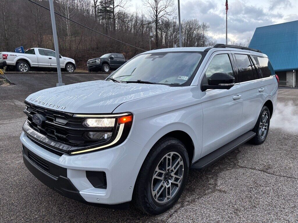 2025 FORD Expedition