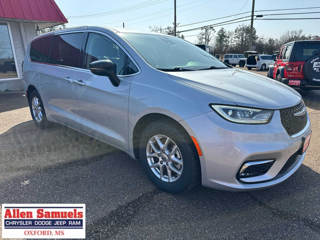 2024 CHRYSLER Pacifica