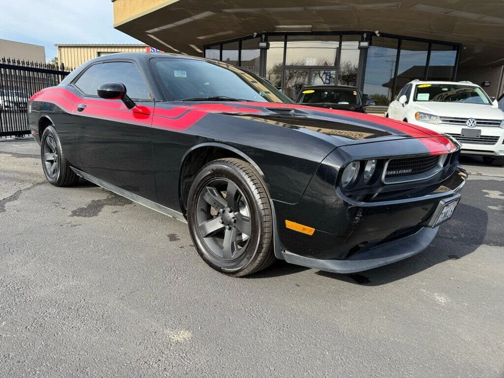 2014 DODGE Challenger