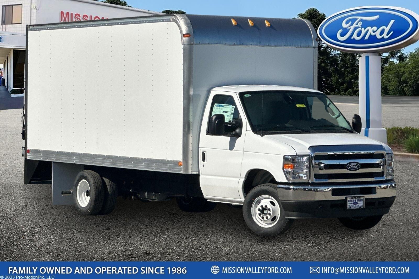 2026 FORD E-450