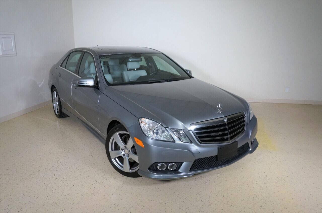 2010 MERCEDES-BENZ E-Class