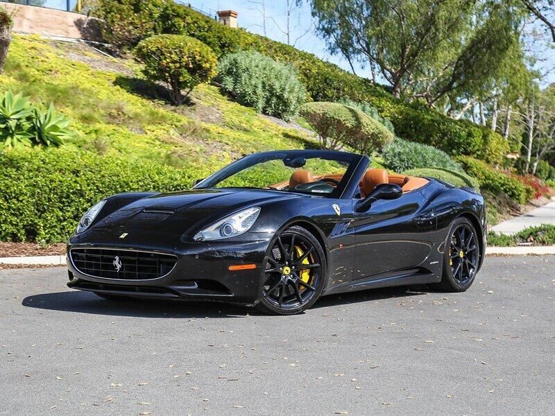 2010 FERRARI California