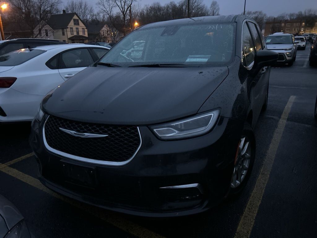 2023 CHRYSLER Pacifica