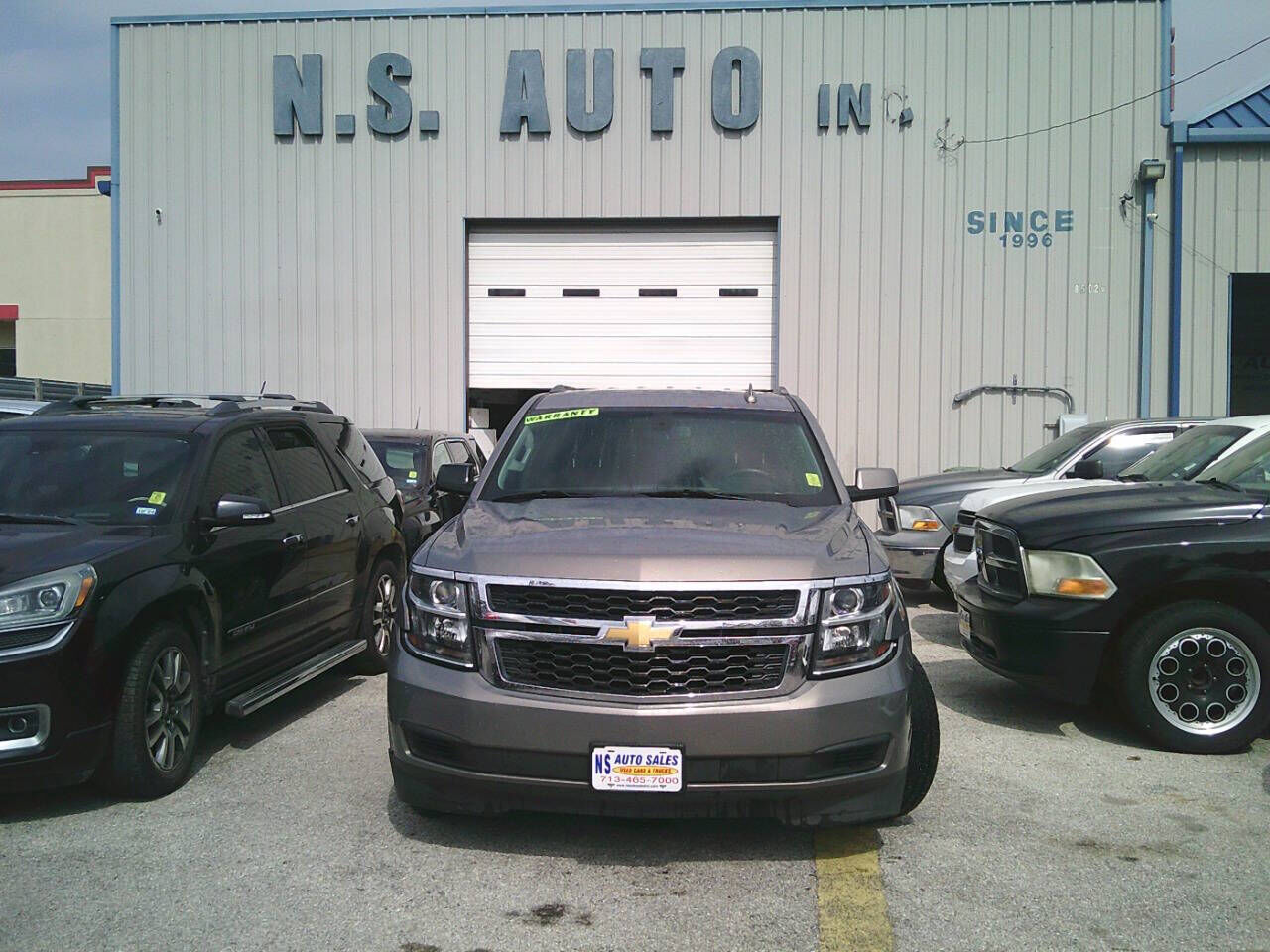 2017 CHEVROLET Tahoe