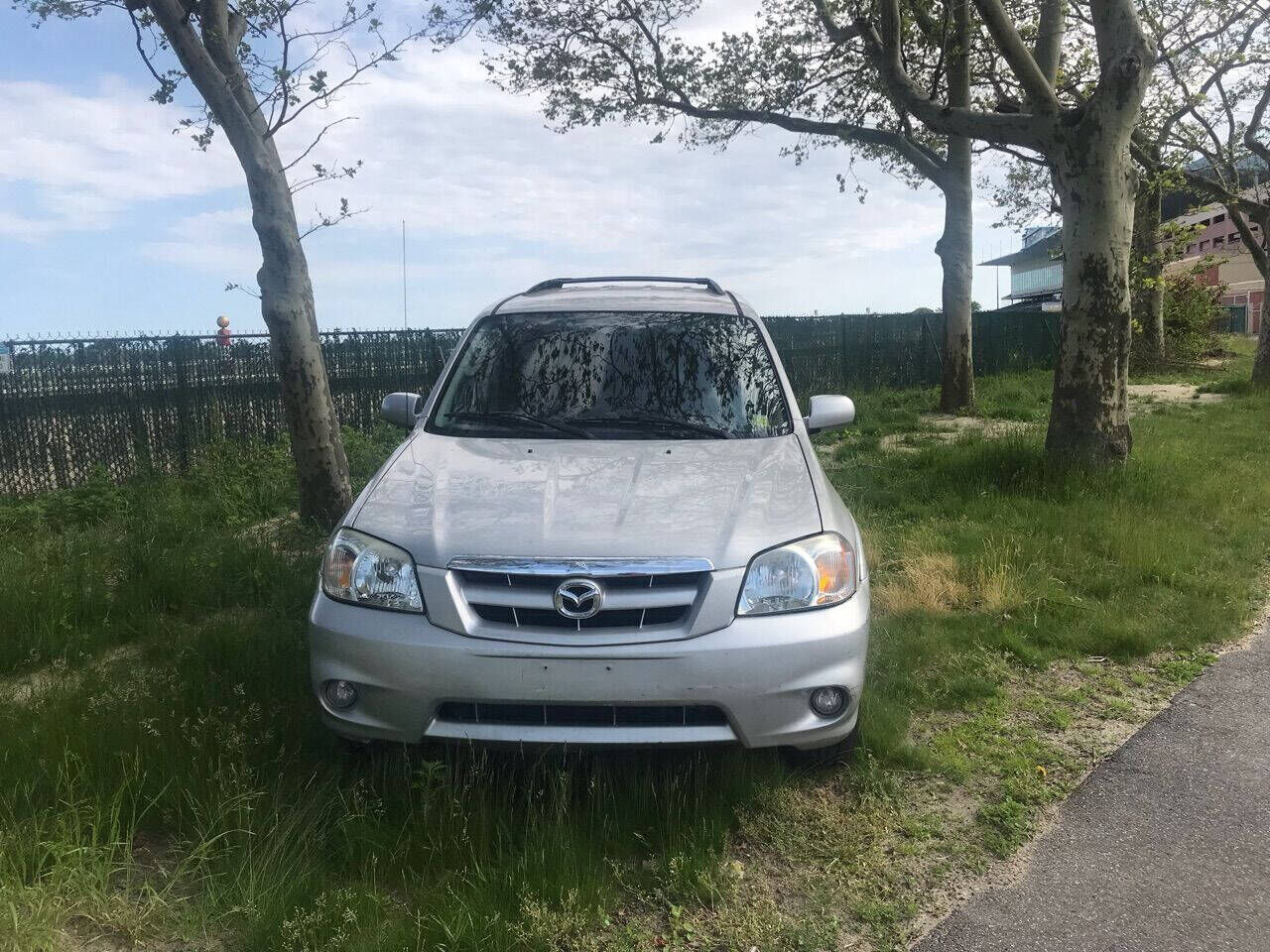2005 MAZDA Tribute