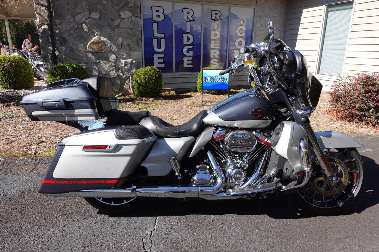 2019 HARLEY DAVIDSON FLHXSE / CVO Street Glide