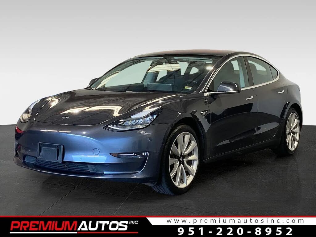 2017 TESLA Model 3