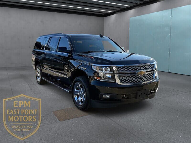 2017 CHEVROLET Suburban