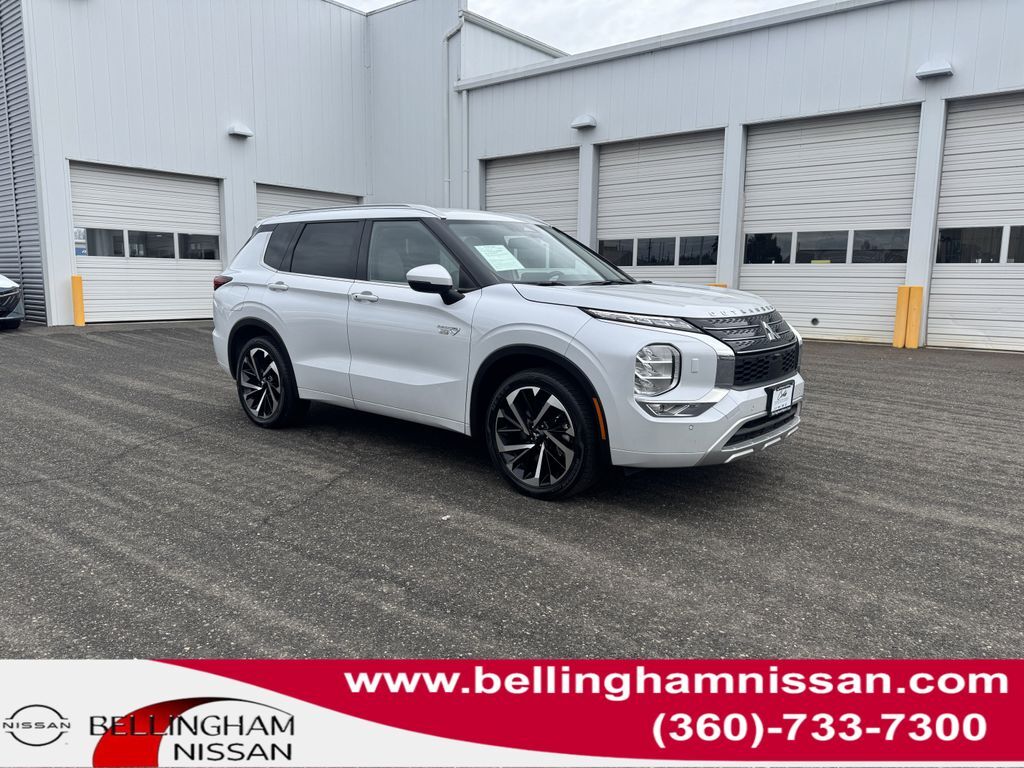 2023 MITSUBISHI Outlander