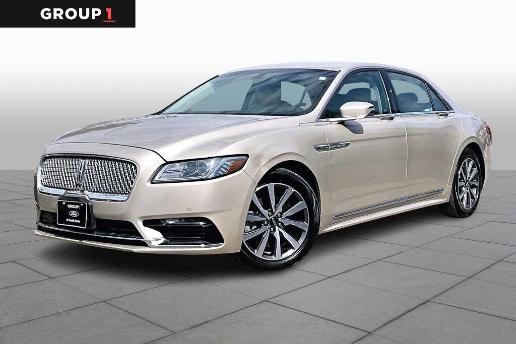 2017 LINCOLN Continental