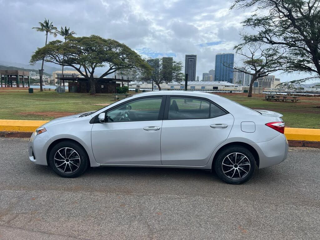 2016 TOYOTA Corolla