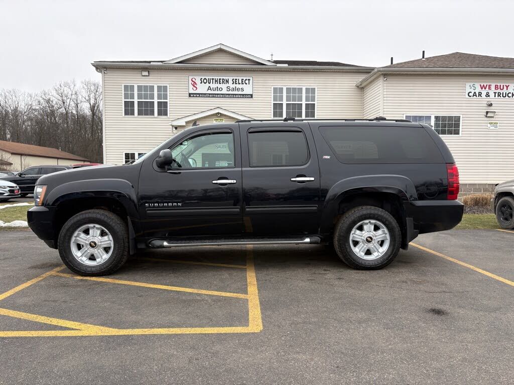 2014 CHEVROLET Suburban