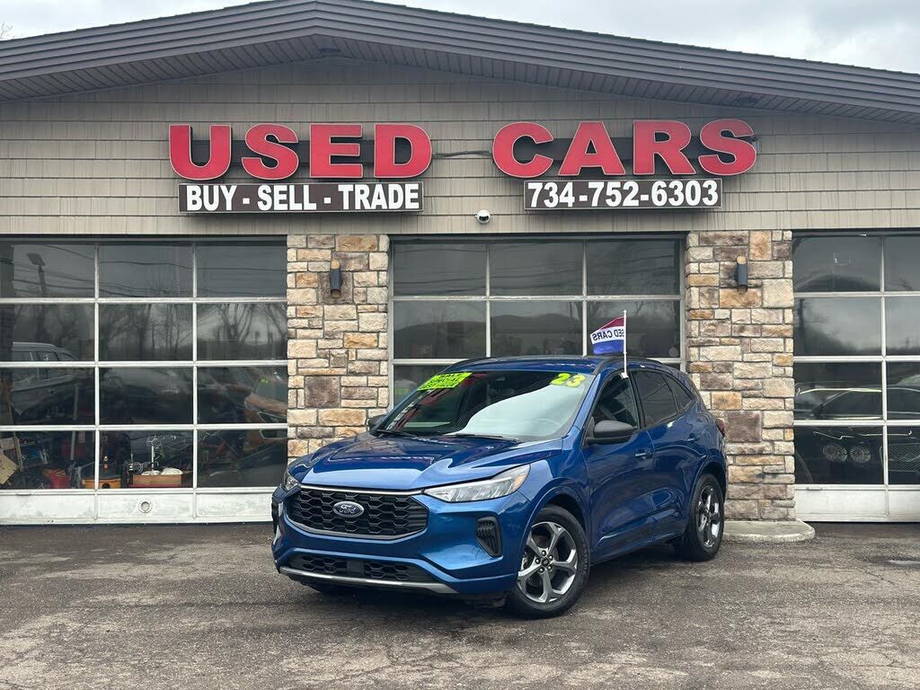 2023 FORD Escape