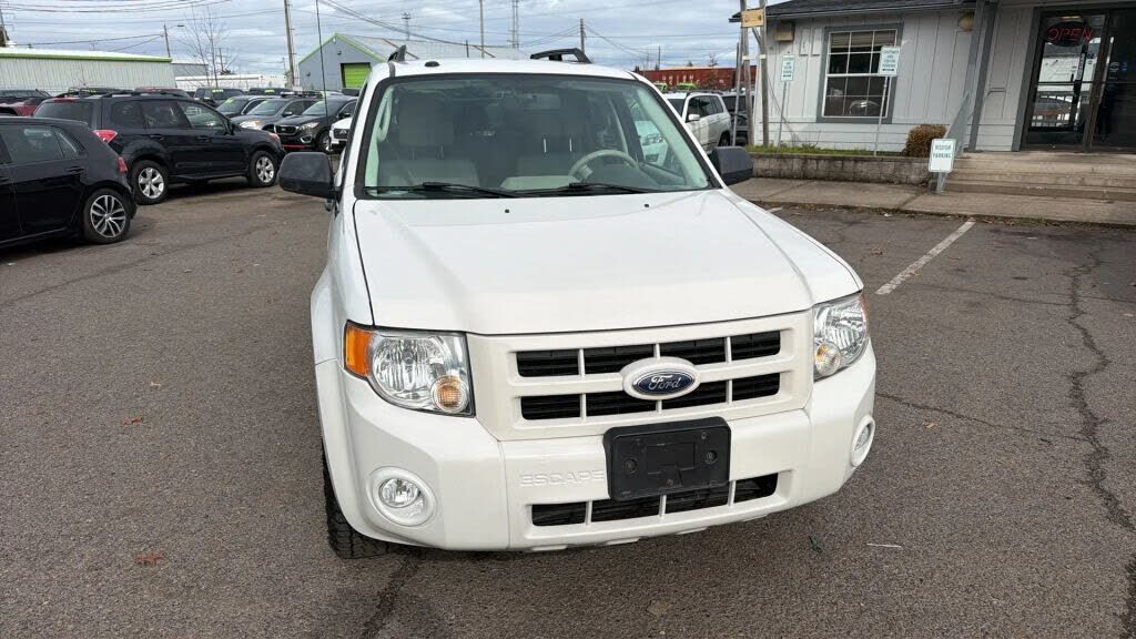 2010 FORD Escape